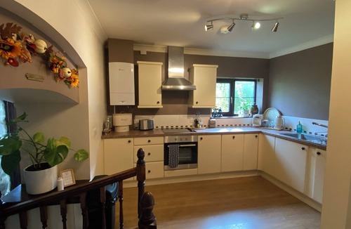 Llanwrthwl Apartment | The Searle Cottage and Hot Tub