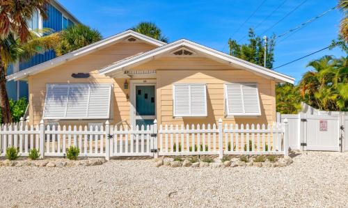 Anna Maria House | The Seashell Cottage