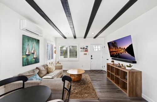 South Oceanside House | The Seashell Cottage