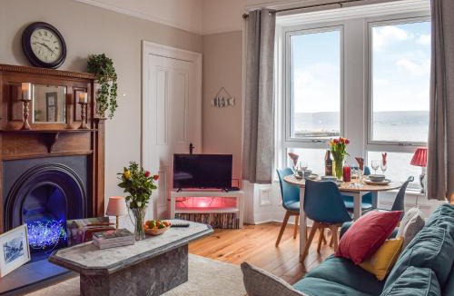 Helensburgh House | The Seaside Suite