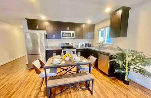 West Queen Anne Hotel | The Seattle Haven - Modern Suites