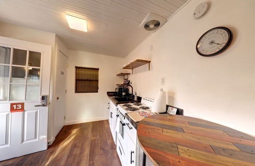 Seaview Hotel | The Seaview Cottages