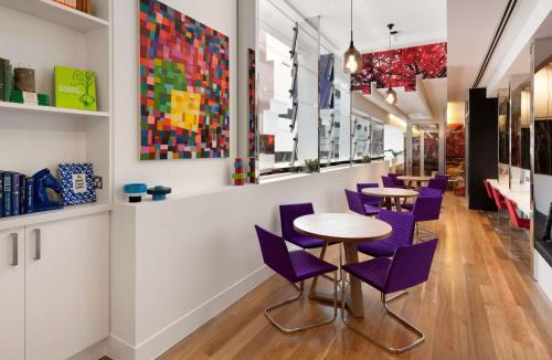 Docklands Apartment | The Sebel Melbourne Docklands Hotel