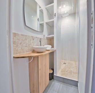 Jamin Apartment | The secret cave