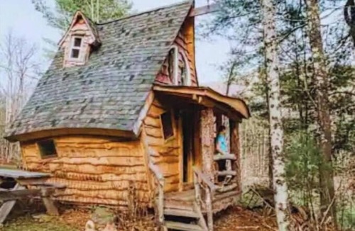 Town of Colchester Ski Chalet | The Secret Chalet