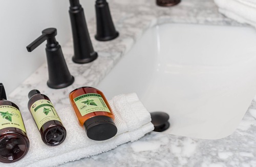 Kingston Bed & Breakfast | The Secret Garden B&B Inn