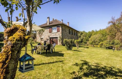 Segur-le-Chateau House | The Segur Cottage