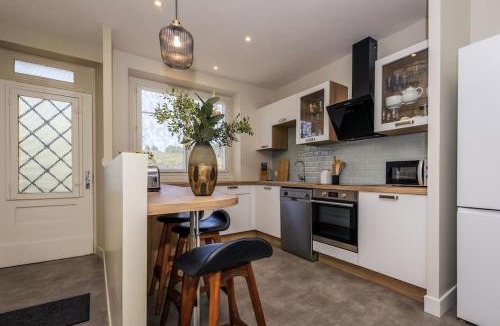 Segur-le-Chateau House | The Segur Cottage