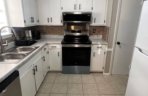 Greenville House | The 'Serene' Retreat has everything you need. You will feel like this is HOME!