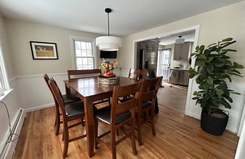 Windsor Locks House | The Serene Skyway Retreat