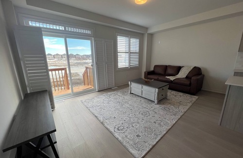 Lindsay House | The Serene Stay - Lindsay