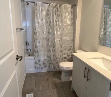 Lindsay House | The Serene Stay, Lindsay