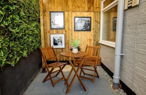 Brandon Apartment | The Serene Suite Brandon