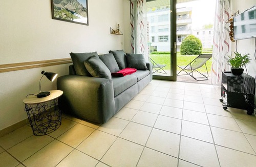 Meylan Apartment | The Serene Suite #FH