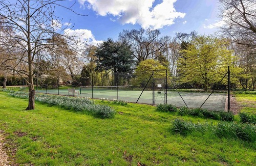 Thurlby Ski Chalet | The Sett