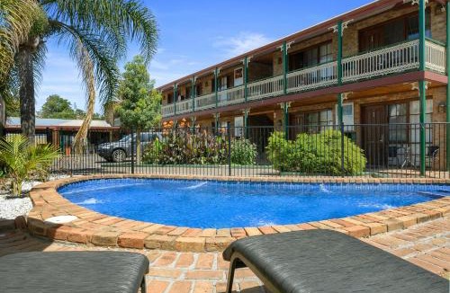 Echuca Hotel | The Settlement Historic Hotel