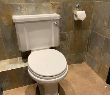 Timsbury Hotel | The Seven Stars