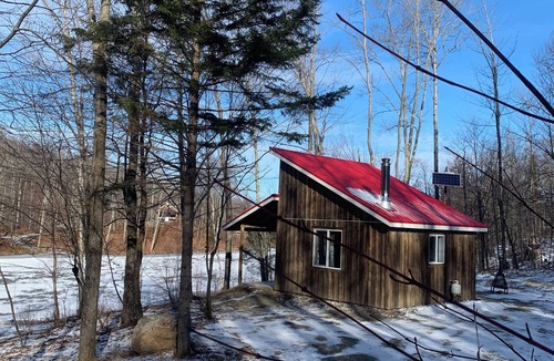 Saint-Etienne-De-Bolto Cabin | The Shaman, an ecogite favorite