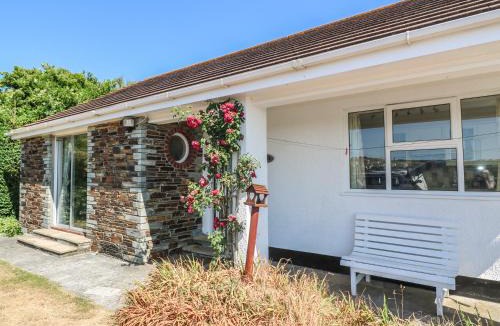 Mawgan Porth House | The Shack