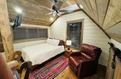 Boonville House | The Shack on Farmers Creek