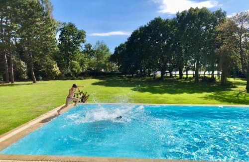 Hayling Island House | The Shallows by inspirestays-com