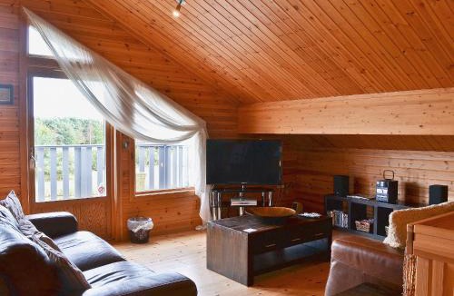 Fritton House | The Shank