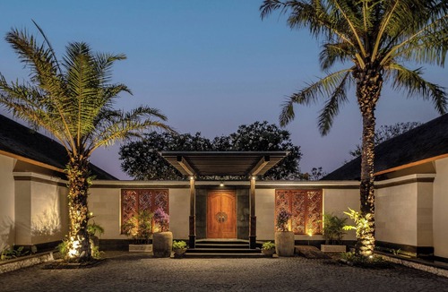 Sawangan Villa | The Shanti Residence | Nusa Dua Views 7BR Retreat w/Chef, Spa & Pools