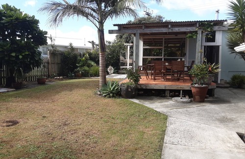 Taupo Bay House | The Shearer's Quarters - Taupo Bay