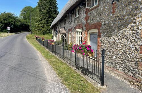 Chute Forest Hotel | The Shears Inn