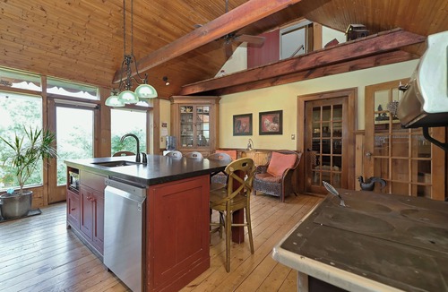 Mulmur Other | The Sheds: Victorian Farmhouse 8BR Ski-In Ski-Out Chalet - Mansfield Ski club