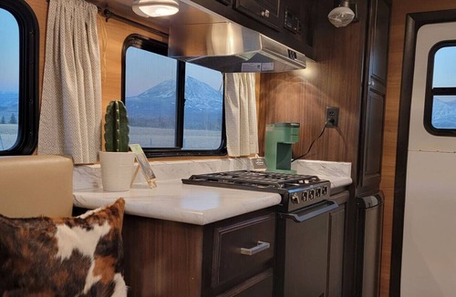 Lazear House | The Sheep Camp at Wrich Ranches