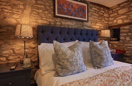 Stow-on-the-Wold Hotel | The Sheep on Sheep Street