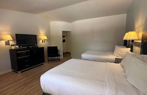 Shelbyville Hotel | The Shelby Inn