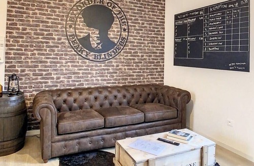 Saint-Acheul Apartment | The Shelby's house série TV 4 pers Wifi