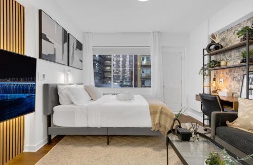 Milton Park Apartment | The Sherbrooke Suite 101