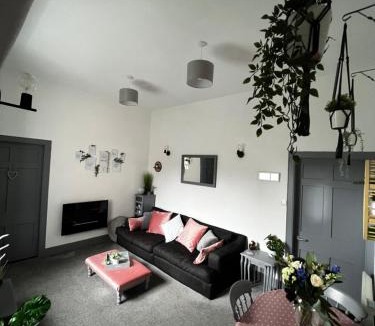 Dingwall Apartment | The Sheriffs Lodge