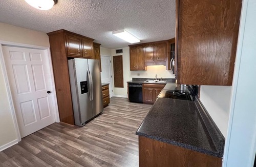 Albany House | The Shiloh Place