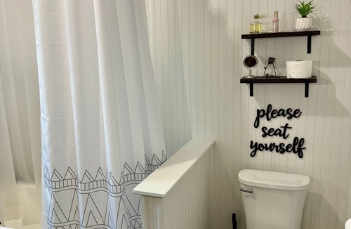Shiner House | The Shiner Hillton that makes you feel at home!