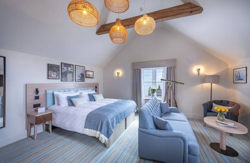 Leigh-on-Sea Hotel | The Ship Hotel