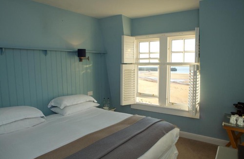 Pittenweem Hotel | The Ship Inn