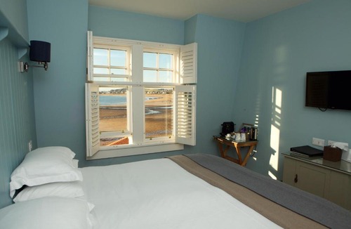 Pittenweem Hotel | The Ship Inn