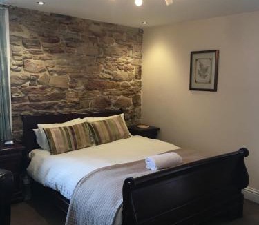 Cromarty Firth Hotel | The Ship Inn