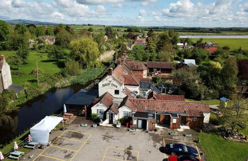 Upper Framilode Hotel | The Ship Inn - Self Catering Accommodation