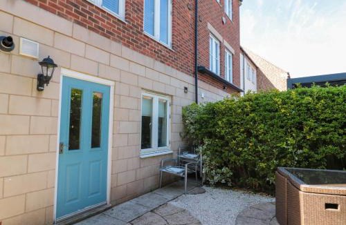 Whitby House | The Shipwrights