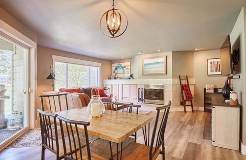 Leavenworth Condo | The Shire - Ground Level Condo on the Greens