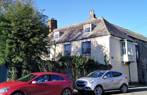 Lostwithiel House | The Shire House