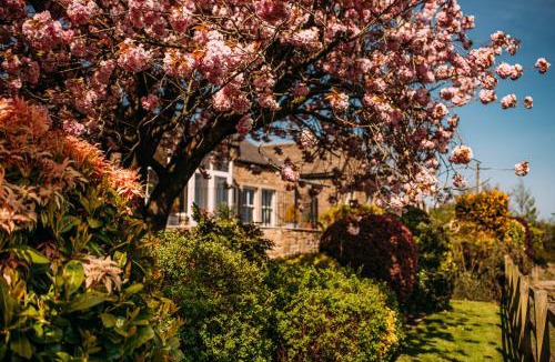 Hurst Green Hotel | The Shireburn Arms