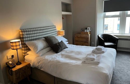 Kirkwall Hotel | The Shore