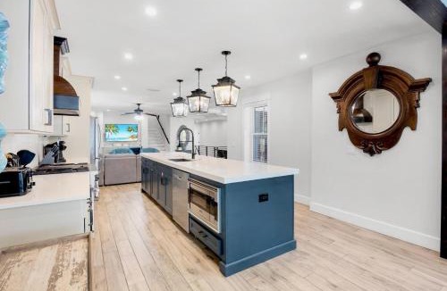 Saint Armands Key House | The Shore House
