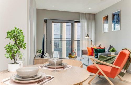 Canary Wharf Apartment | The Shypeny